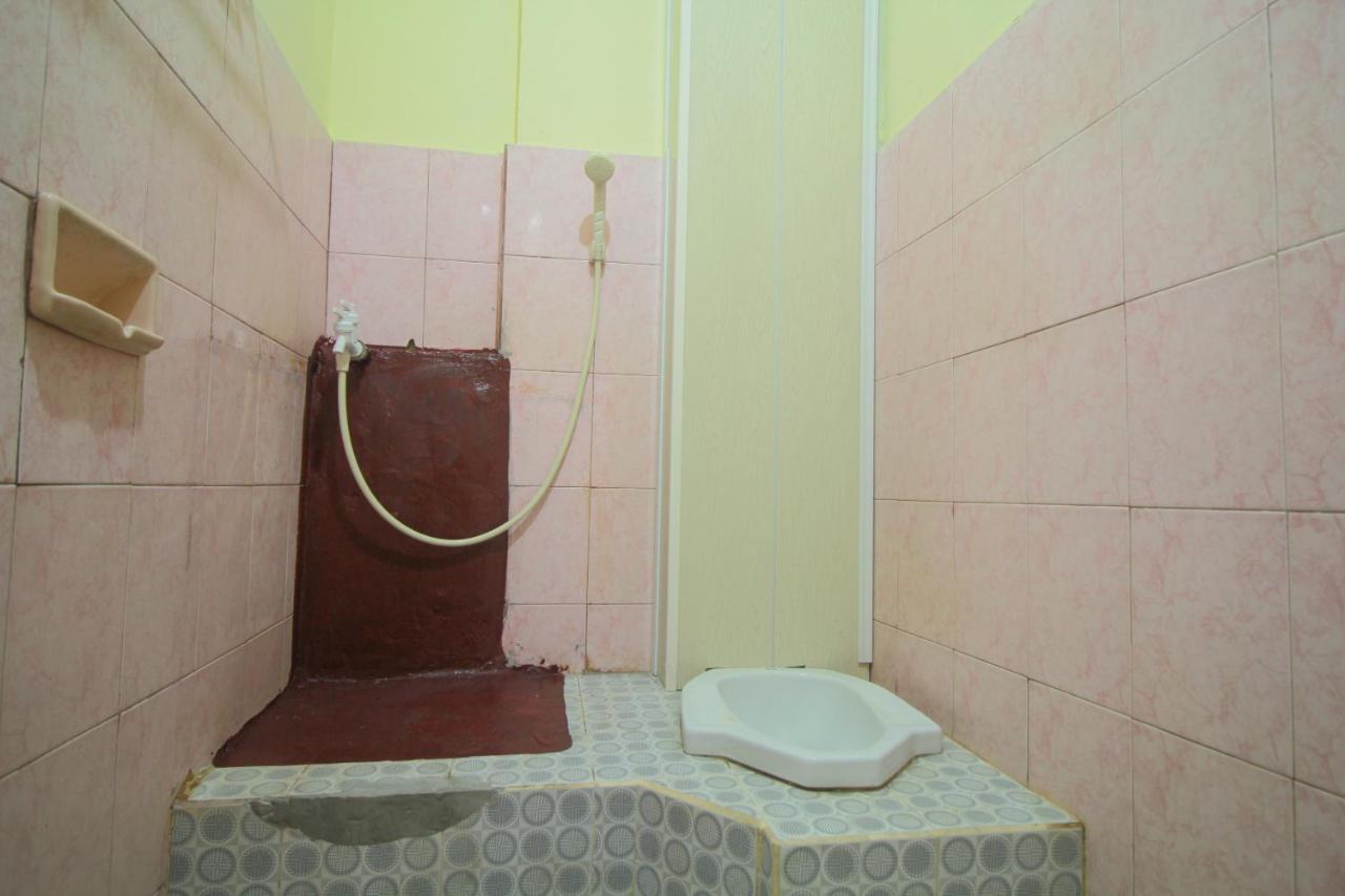 Spot On 2305 Andys Nur Penginapan Dumai Luaran gambar