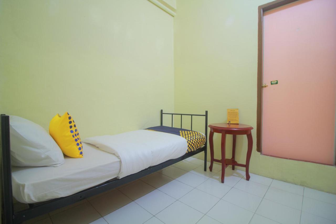 Spot On 2305 Andys Nur Penginapan Dumai Luaran gambar
