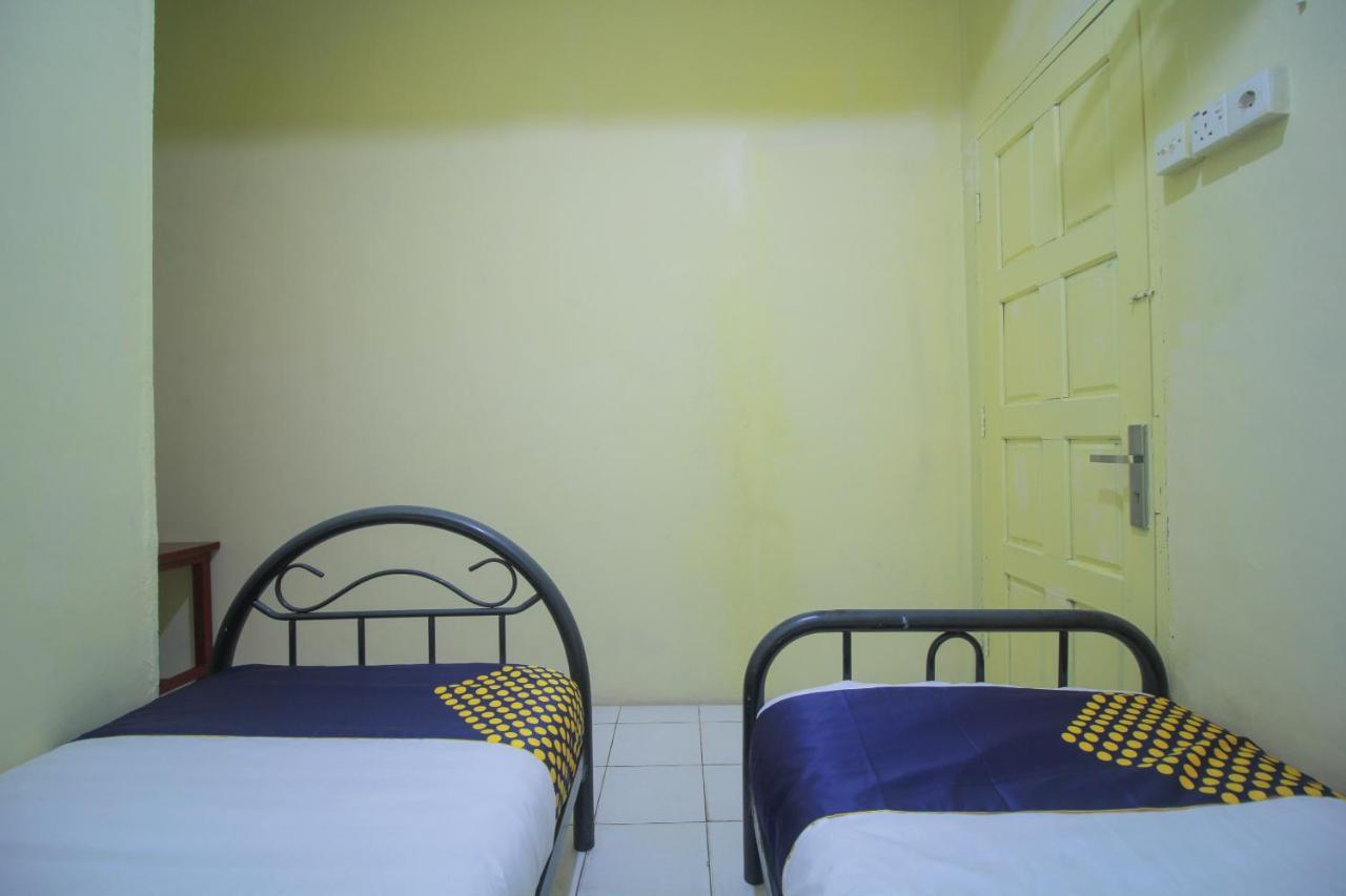 Spot On 2305 Andys Nur Penginapan Dumai Luaran gambar